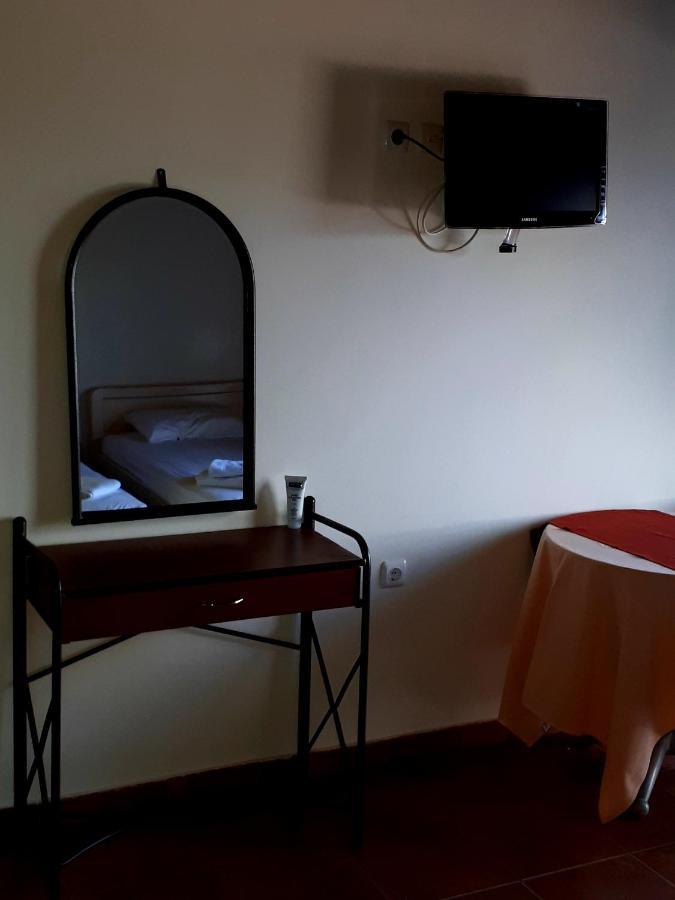 Hotel Scala 帕拉里亚拉琴 外观 照片